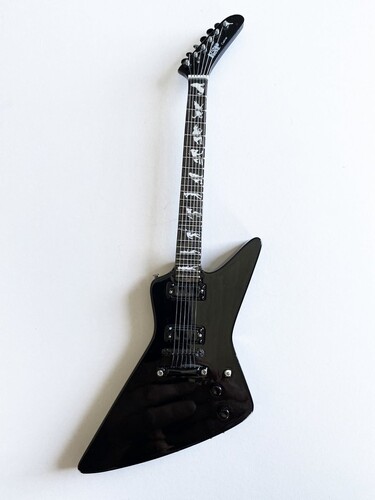 Buy James Hetfield Metallica ESP Man To Wolf Mini Guitar Replica ...