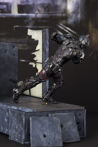 kotobukiya batman arkham knight artfx  statue